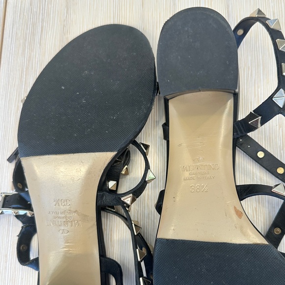 VALENTINO ROCKSTUD CALFSKIN ANKLE STRAP SANDAL 60MM
 size 38 1/2 (8) - Picture 16 of 16